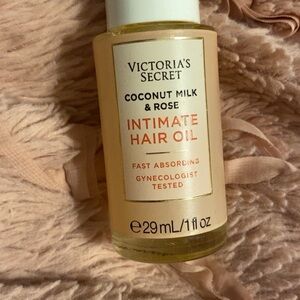 Victoria's Secret Coconut Milk & Rose Hair Oil